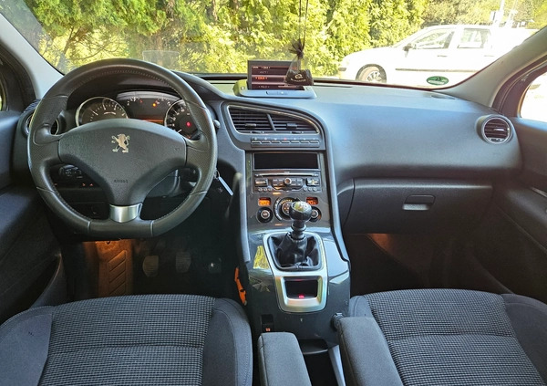 Peugeot 5008 cena 21900 przebieg: 216000, rok produkcji 2011 z Sompolno małe 781